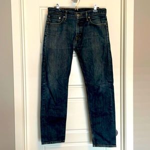 Men’s Levi 511 Straight Cut Jeans Size 33 x 32